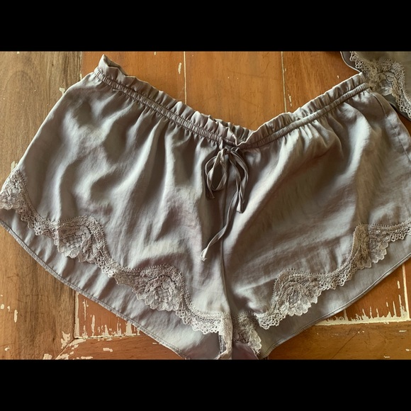 VS Silky set - Picture 2 of 5